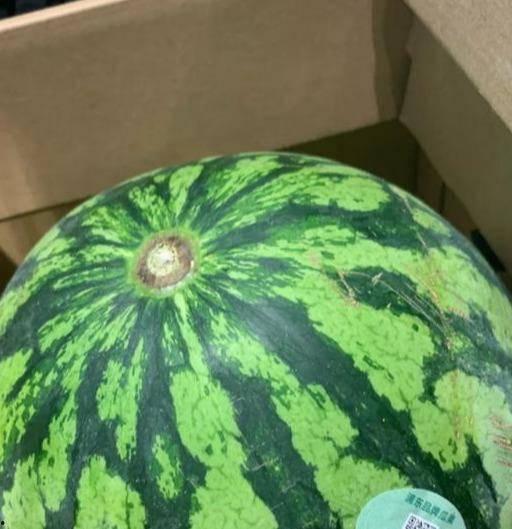 娱乐吃瓜是真是假,真相还是谣言？揭秘明星幕后故事