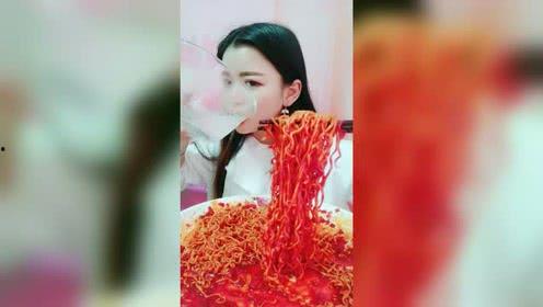 娱乐吃瓜菌的视频怎么拍,视频拍摄幕后技巧大公开