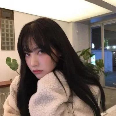 娱乐吃瓜酱的头像女生,揭秘网红头像背后的故事